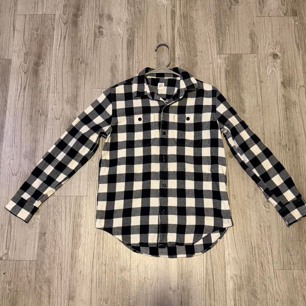 Gap Kids black and white checkered flannel shirt in boys XL (12)